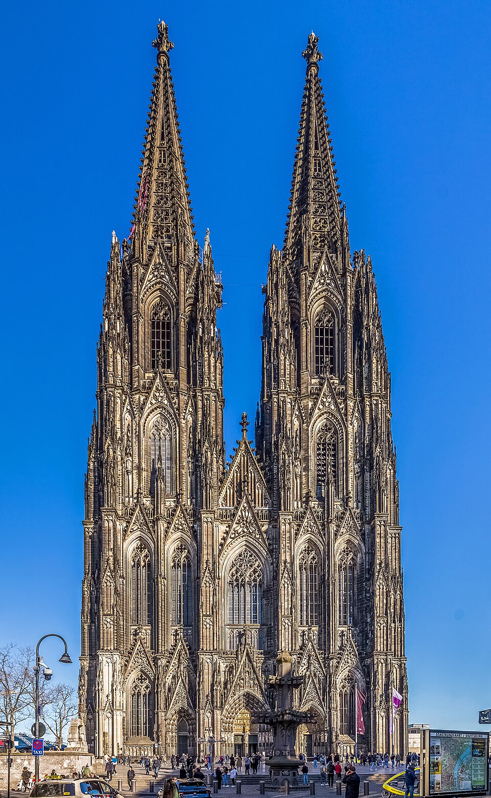 Inside Cologne Cathedral: History, Art & Spiritual Wonders